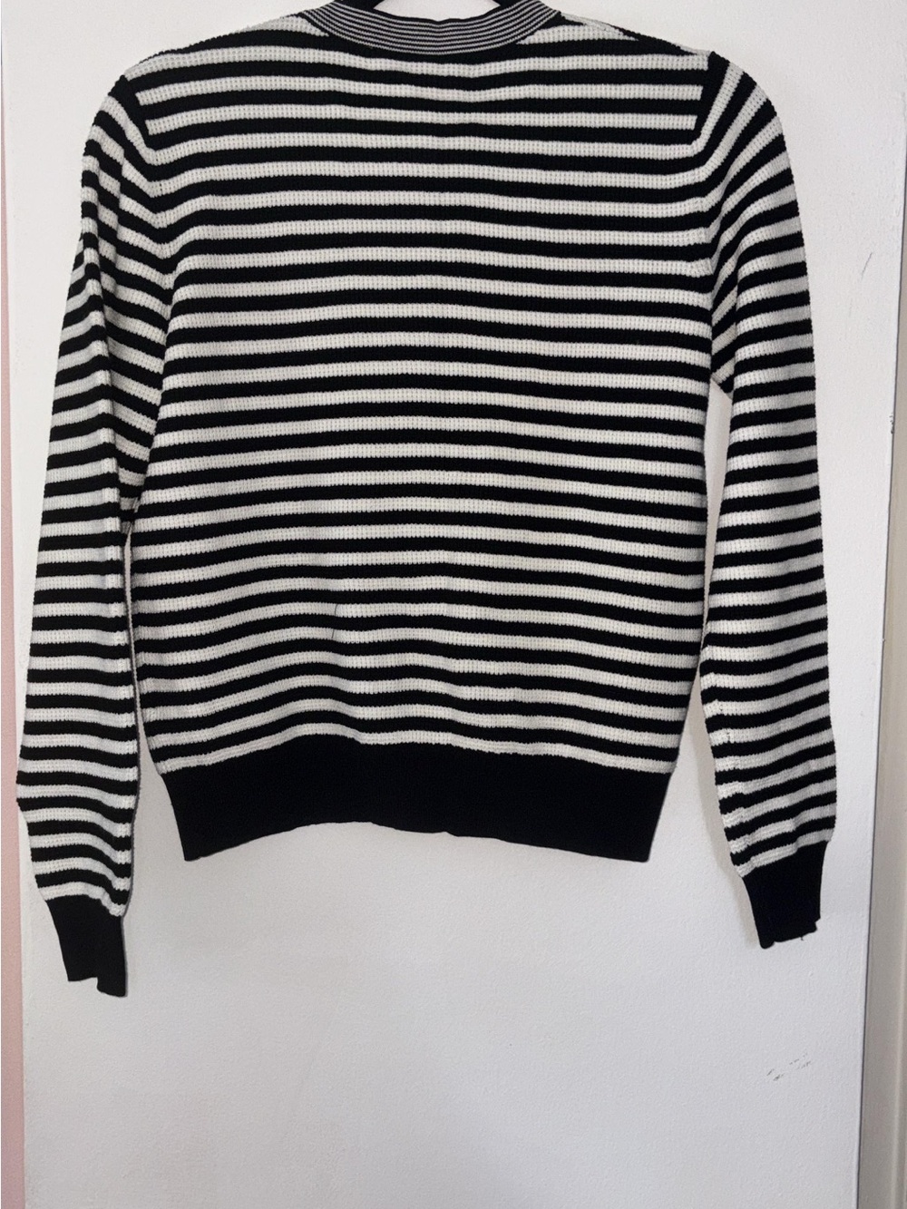striped long-sleeve cardigan featuring a round crewneck and distinctive bow tie - Picture 4 of 4